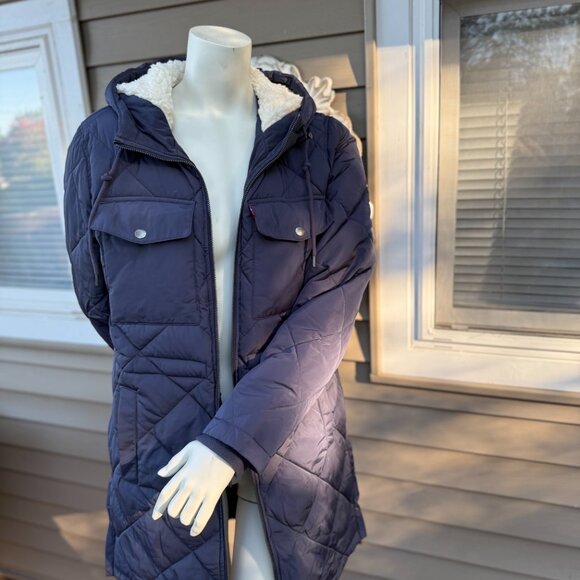 Quilted Parka with Sherpa Lined Hood - Picture 10 of 11